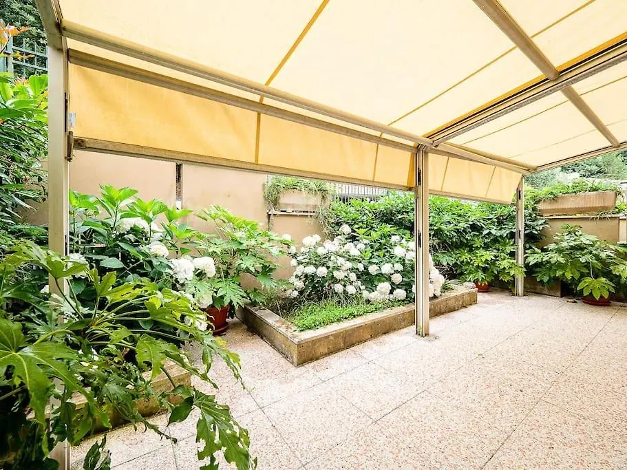 Appartamento vista mare, giardino, posto auto Bergeggi